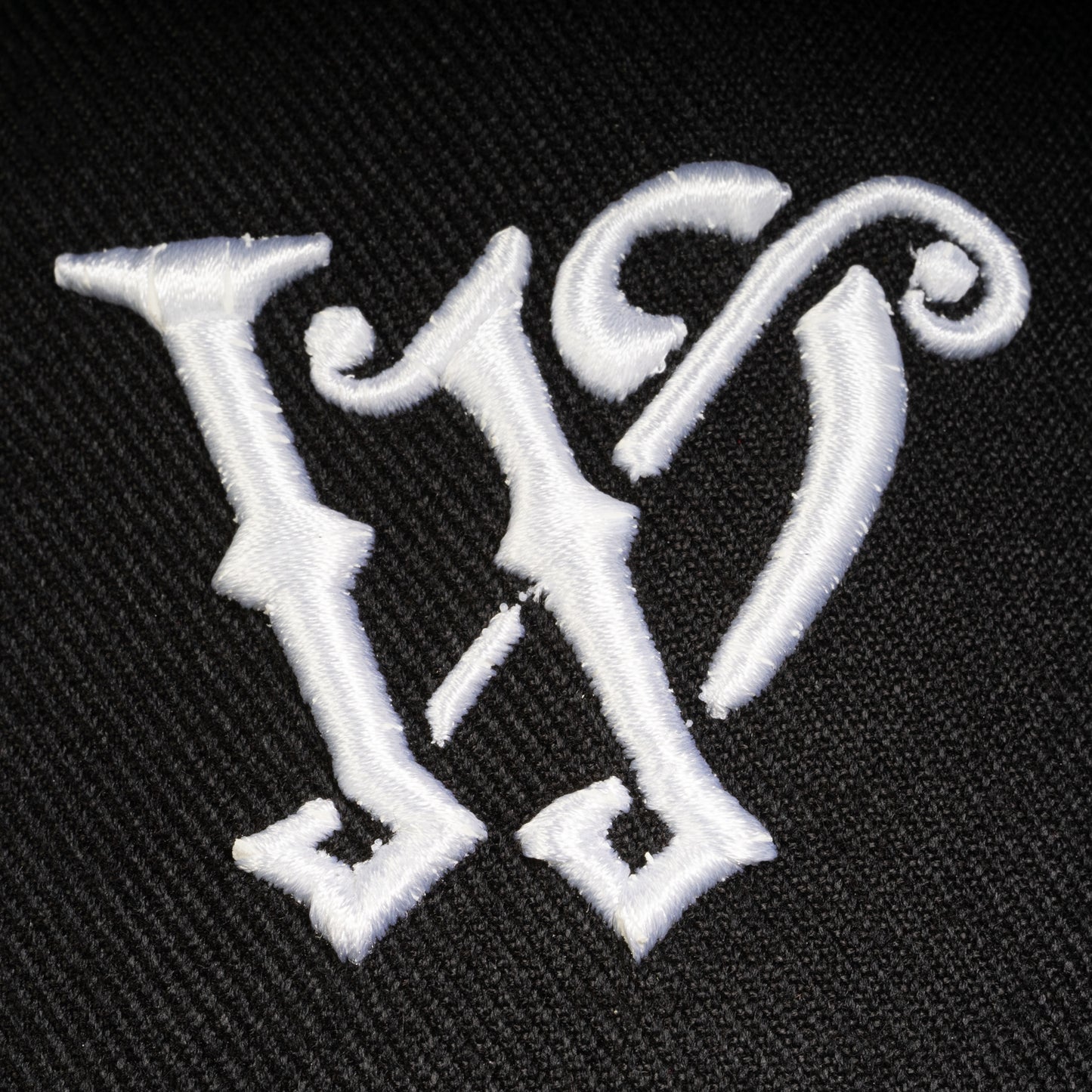 SYMBOL TRUCKER HAT